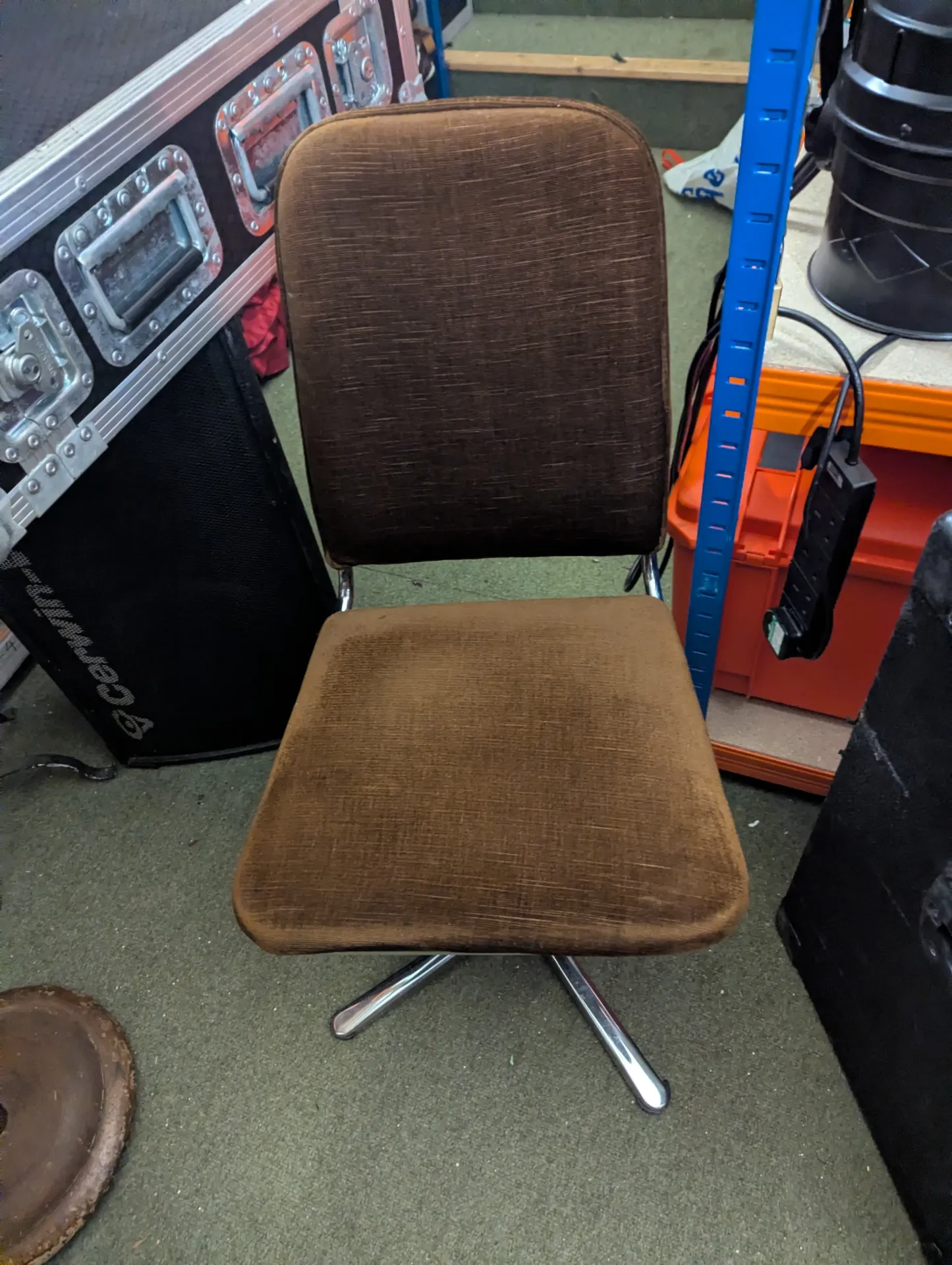 Brown (fabric) chair