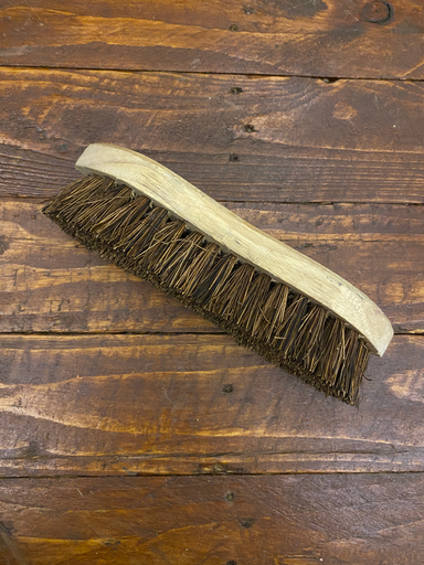 Handheld brush